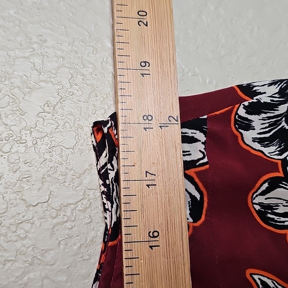 Maeve 6 Silk Burgundy and White Floral Camisole Tank Top W Ruffle Back - Picture 8 of 8